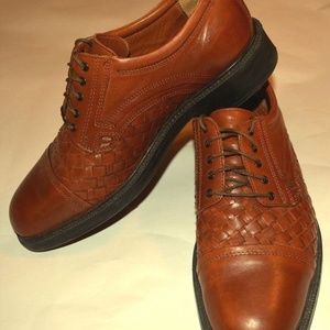 Bill Blass Men’s Cap Toe Woven Oxford Shoes Brown